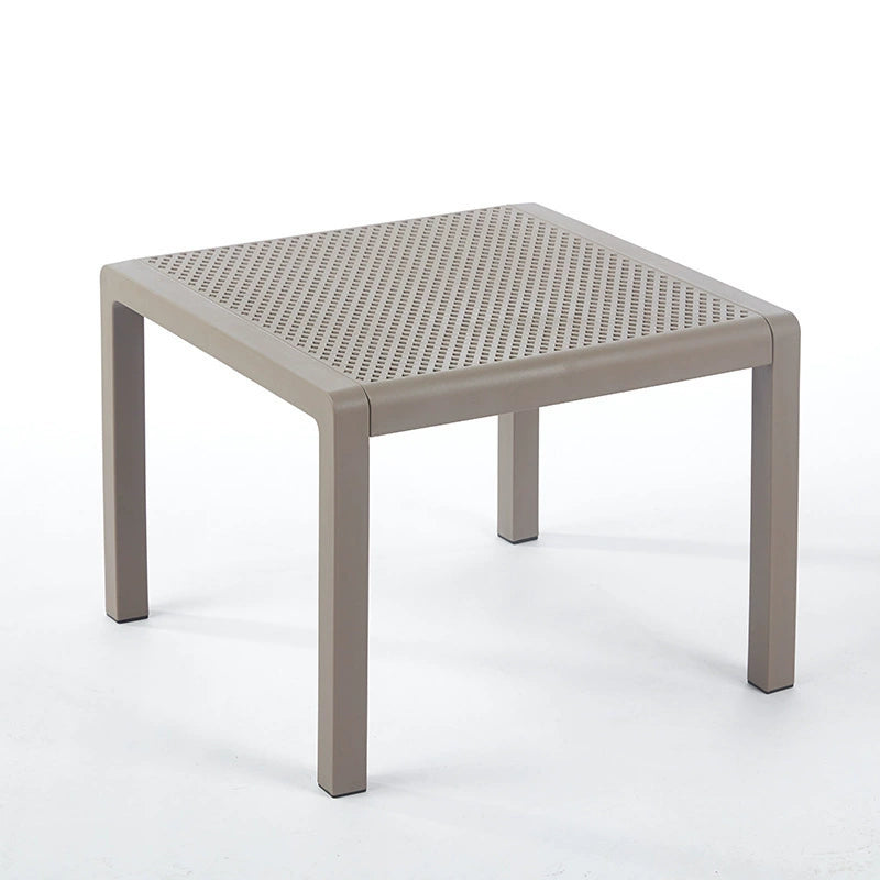 Bismo Courtyard Set