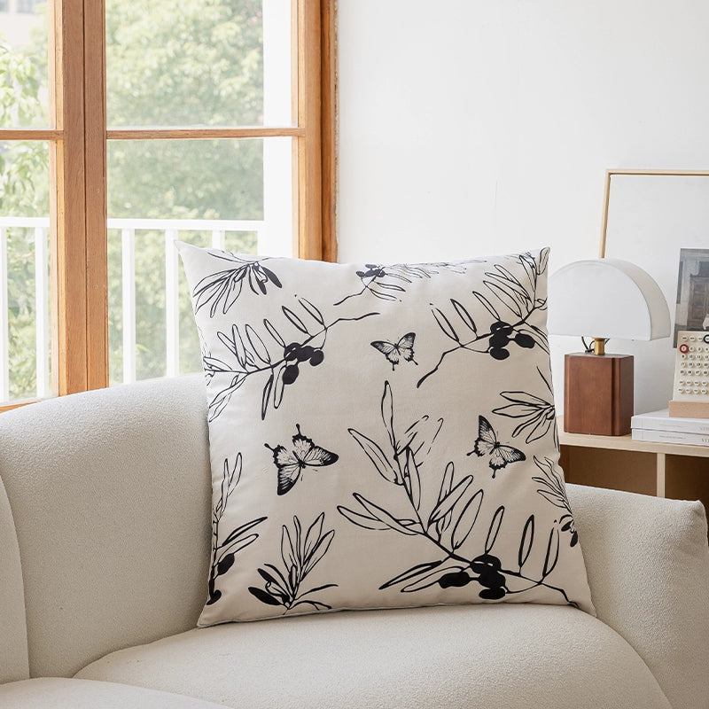 Skogna Cushion - Oversized Edition