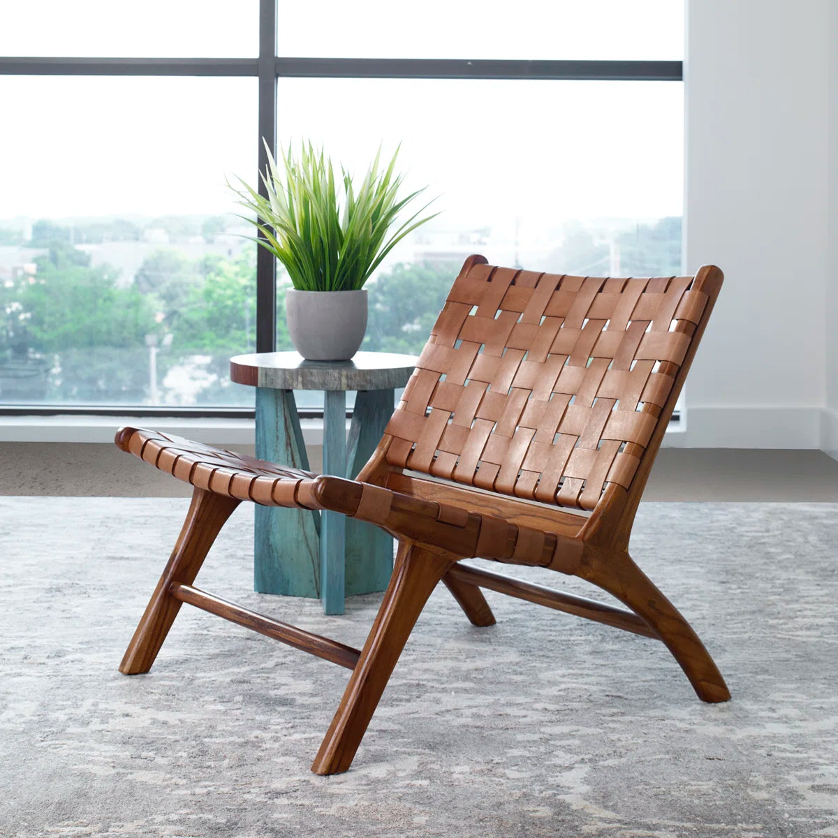 Svøo Leather Accent Chair