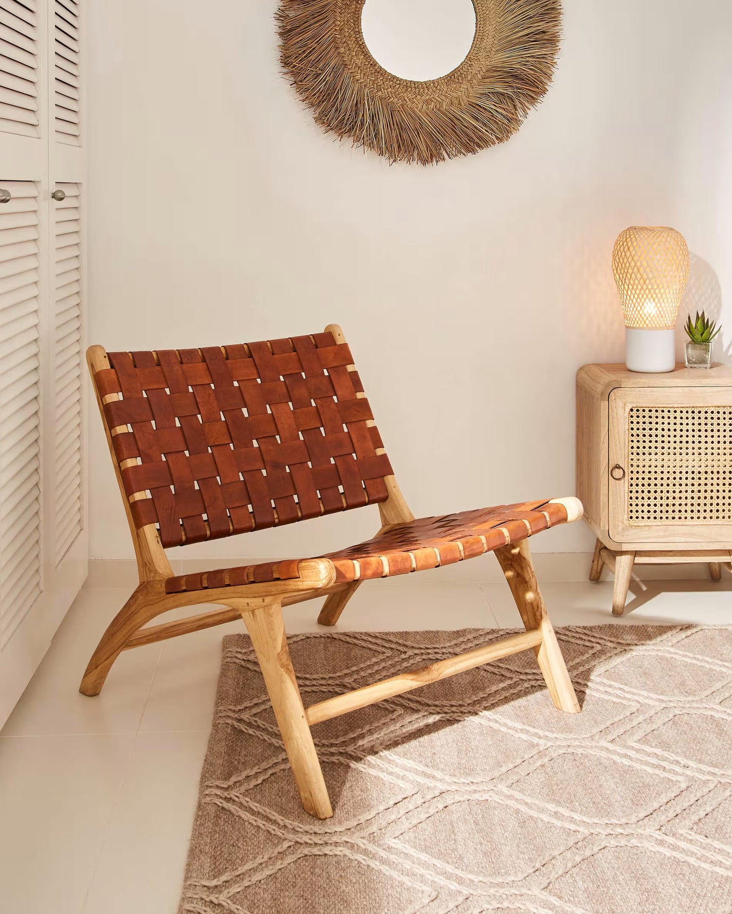 Svøo Leather Accent Chair