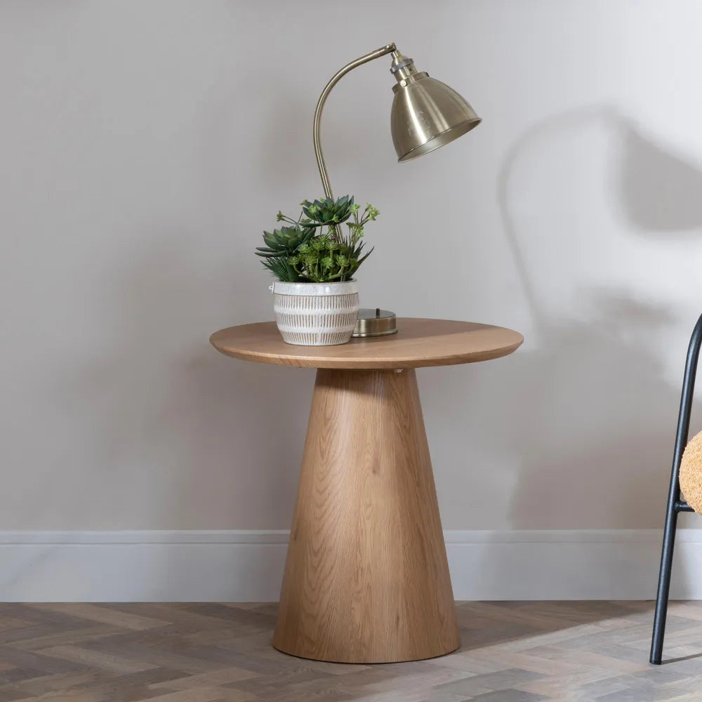 Skogna Round Pedestal Table